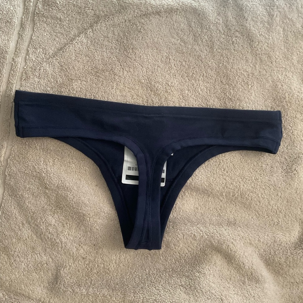 Aerie Thong Panty S NWT - Picture 3 of 6